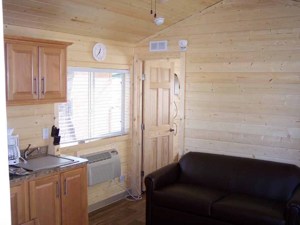 Russian River Camping Resort Cottage 7 Cloverdale Esterno foto